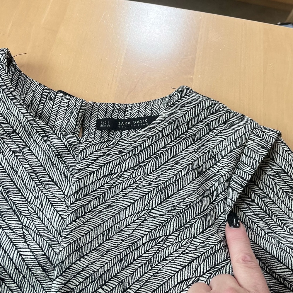 Euc Zara Basic Collection Neutrals Pattern Short … - image 6